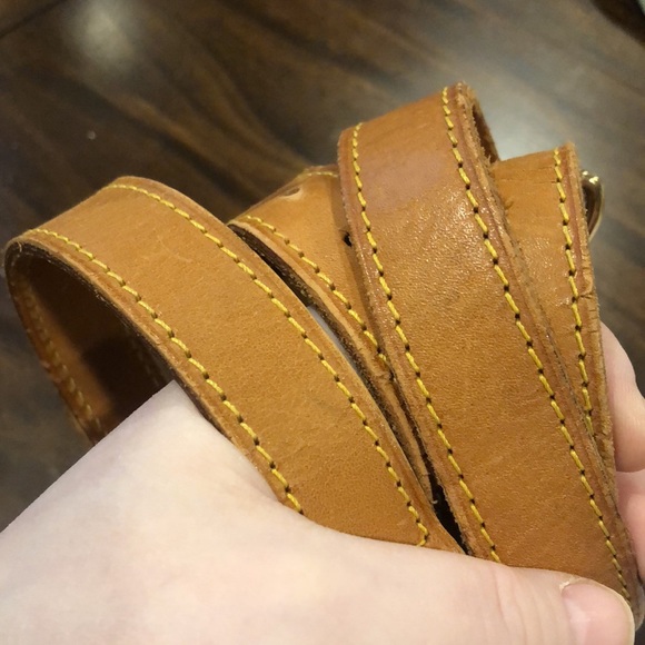 LOUIS VUITTON Replacement Vachetta Leather Shoulder Strap with LV Clasps and Pad - Picture 1 of 14